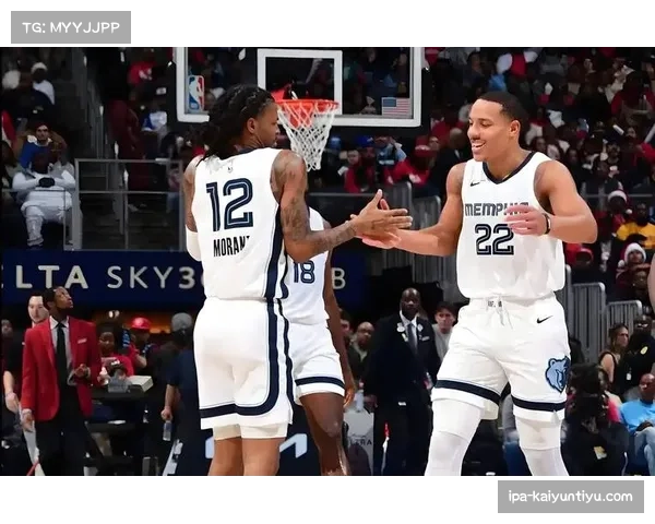 灰熊核心莫兰特末节贡献10分，带领球队逆转取胜